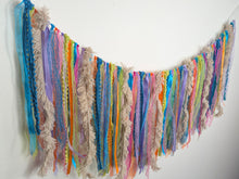 Load image into Gallery viewer, Rainbow Llama Garland