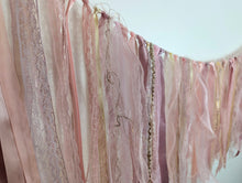 Load image into Gallery viewer, Rose Gold Garland