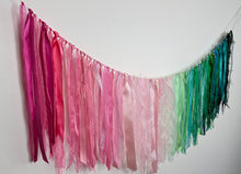 Load image into Gallery viewer, Witchy Ombre Garland