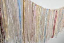 Load image into Gallery viewer, Renaissance Garland