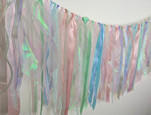 Load image into Gallery viewer, Jellyfish ribbon garland