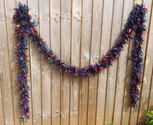 Load image into Gallery viewer, 4m Gothic Tufty Garland