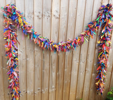Load image into Gallery viewer, Ultimate 4m tufty garland