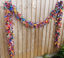 Load image into Gallery viewer, Ultimate 4m tufty garland