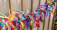 Load image into Gallery viewer, 4m bright boho tufty Garland