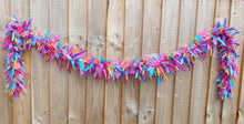 Load image into Gallery viewer, 2m mardi gras tufty garland