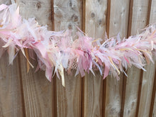 Load image into Gallery viewer, 1.5m pink tufty garland
