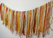 Load image into Gallery viewer, Rust Boho Garland