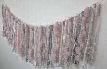 Load image into Gallery viewer, Blush llama garland
