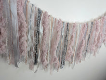 Load image into Gallery viewer, Blush llama garland
