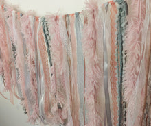Load image into Gallery viewer, Blush llama garland
