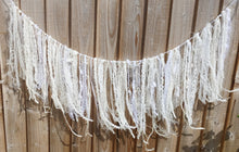 Load image into Gallery viewer, Cream lace garland
