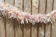 Load image into Gallery viewer, 1.5m romantic tufty garland
