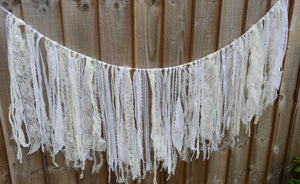 Neutral lace Garland