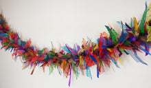 Load image into Gallery viewer, 2 metre Mexican Tufty Garland
