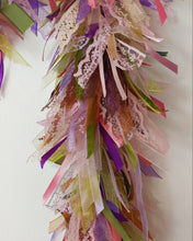 Load image into Gallery viewer, 2 metre English Garden Tufty Garland
