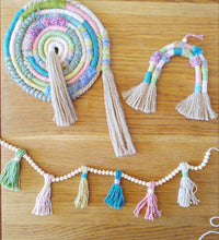 Load image into Gallery viewer, Spring macrame weave set
