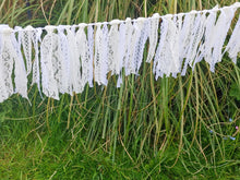Load image into Gallery viewer, 2.5m fringe lace garland
