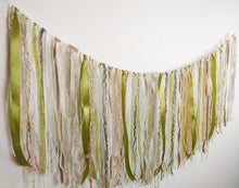 Load image into Gallery viewer, Green and cream lace Garland
